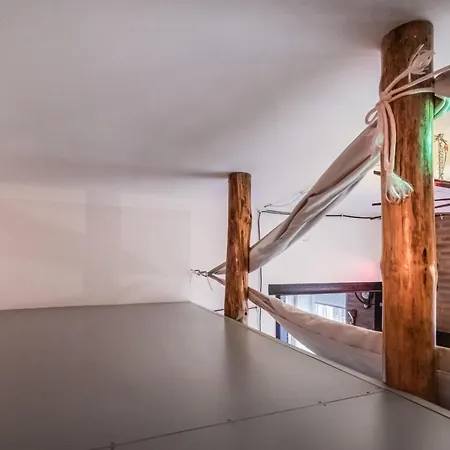 Titanic Loft Apartmán *